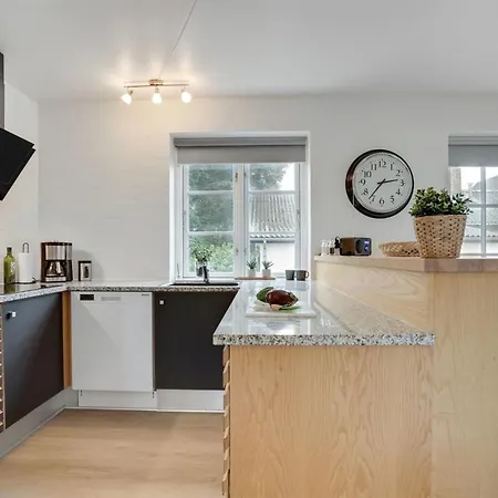 Springimile - 300m From The Sea By Interhome *